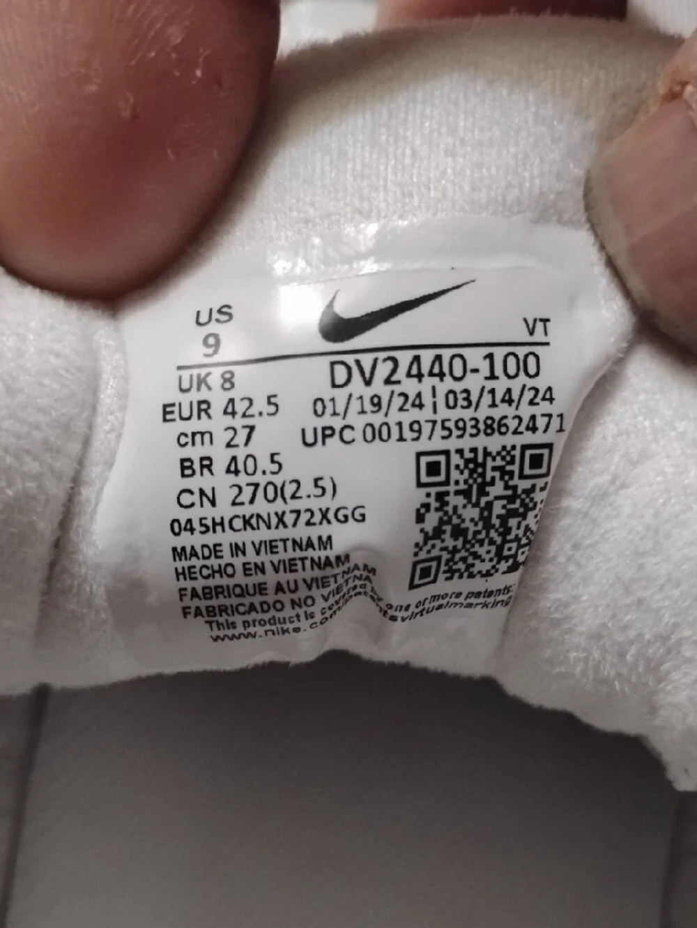 Nike Men’s Lunar Roam: Size 9